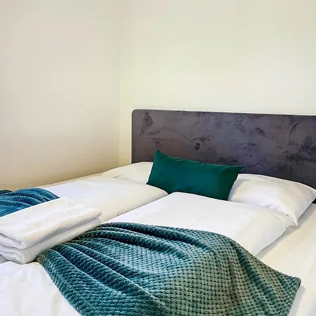 Apartment Vibrant On Bustling Street, Above A Restaurant Perfect For Tourists, Stavanger