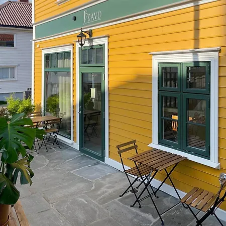 Apartment Vibrant On Bustling Street, Above A Restaurant Perfect For Tourists, *