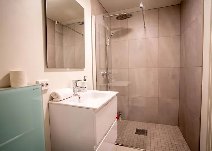 Vibrant On Bustling Street, Above A Restaurant - Perfect For Tourists,