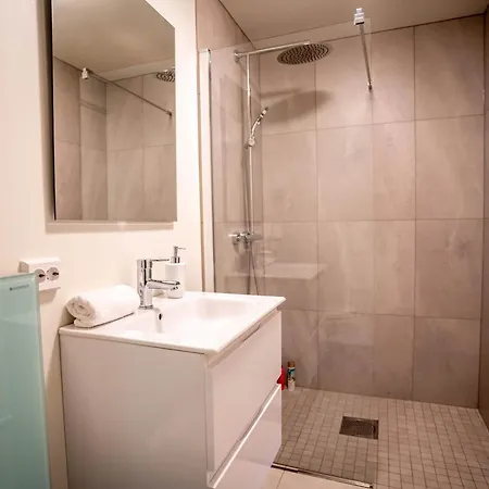 Vibrant On Bustling Street, Above A Restaurant - Perfect For Tourists,